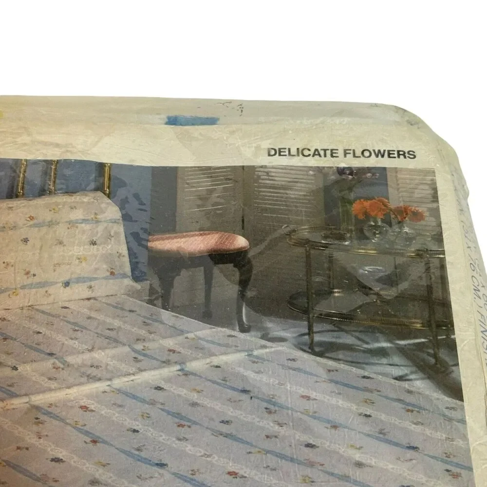 Vintage Twin Fitted & Flat Sheet & Pillowcase Morgan Jones Delicate Flowers